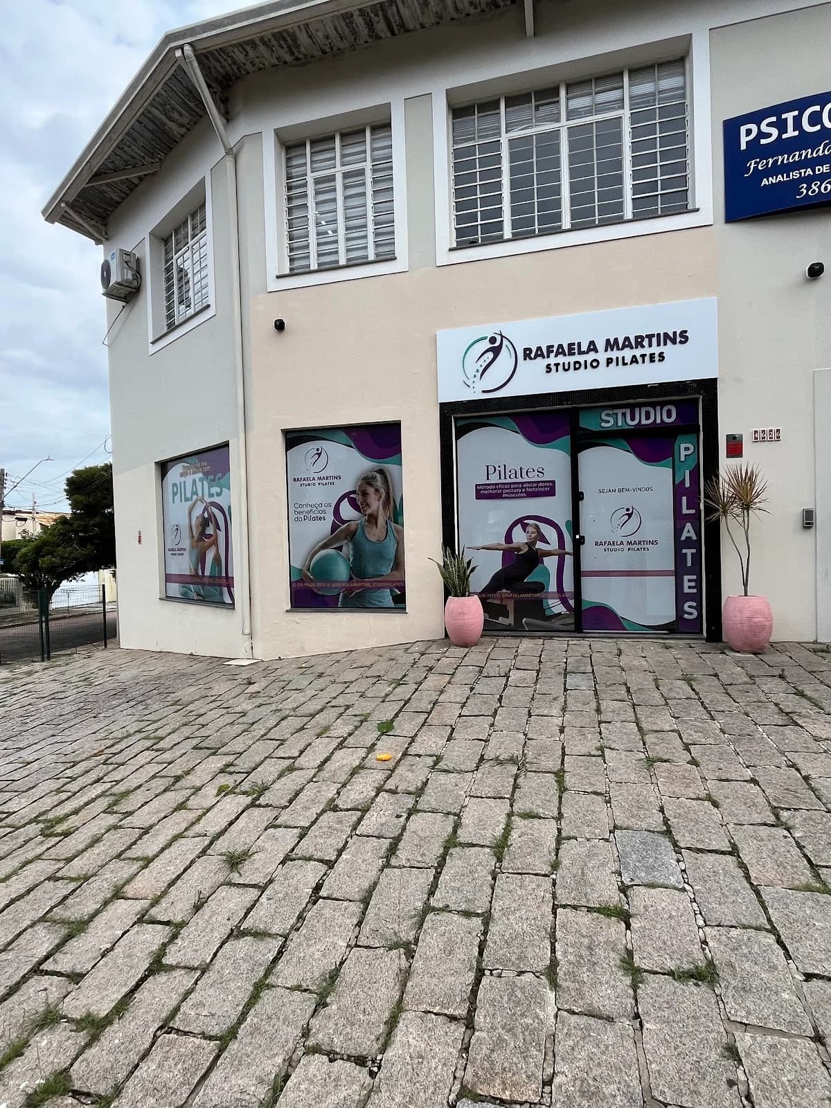 Rafaela Martins Studio Pilates