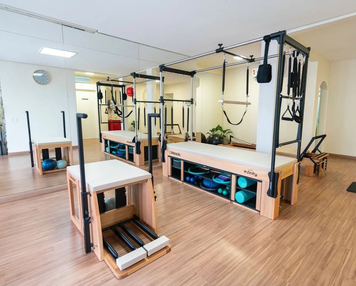 Studio Pilates Andressa Nascimento - Fisioterapia | Estudio de Pilates | Melhor Pilates no Marista em Goiânia