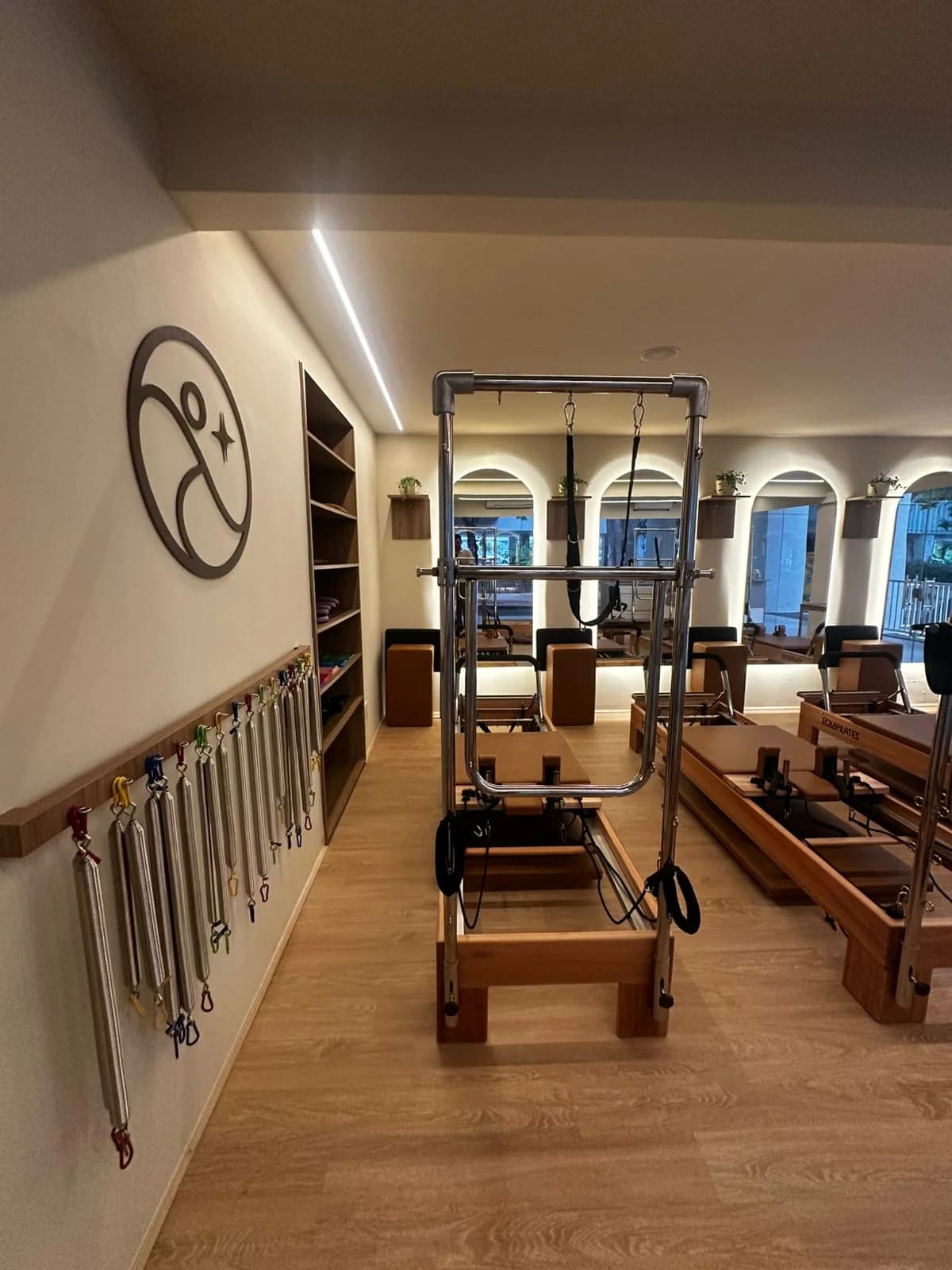 REFORMER CLASS PILATES