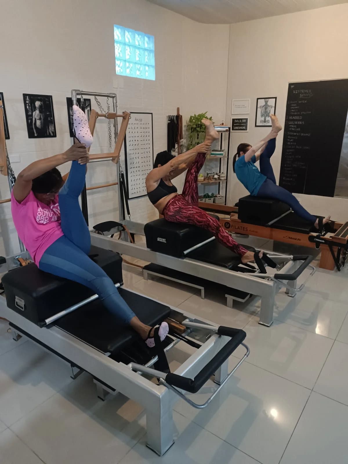 Voll Pilates Salvador I Pilates Acupe de Brotas e Move Flow Salvador