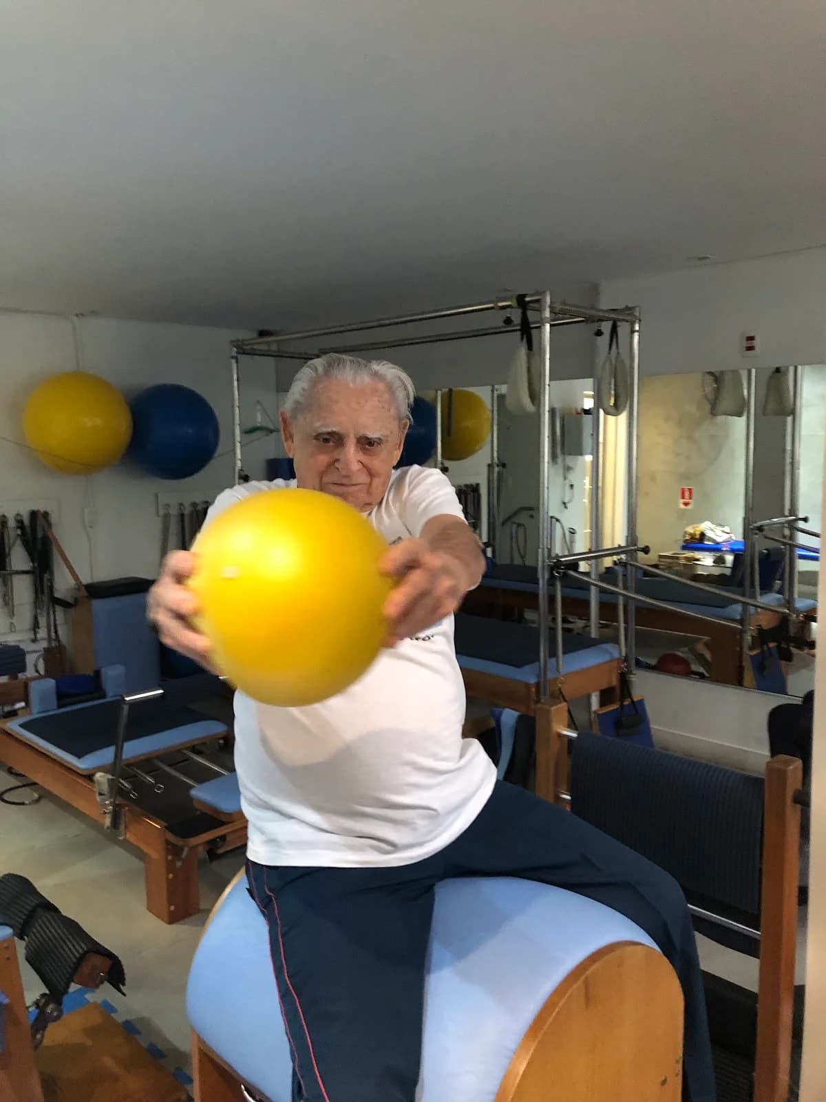 Camila Mendes Fitness