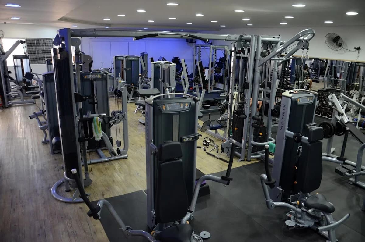 TFIT ACADEMIA e STUDIO PILATES