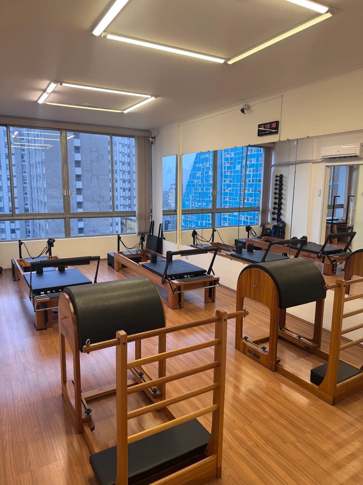 IDEAL STUDIO PILATES