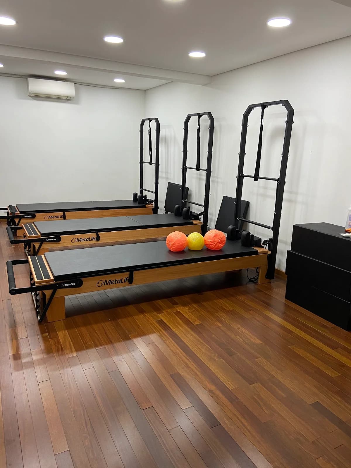 Instituto Pax Opus - Pilates, Yoga e Massagens