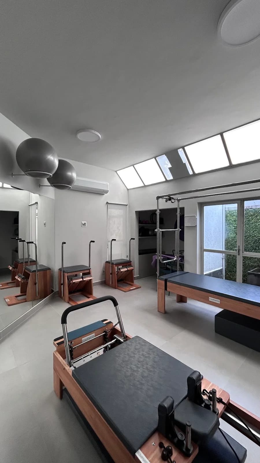 Onzzy Fit Studio Pilates