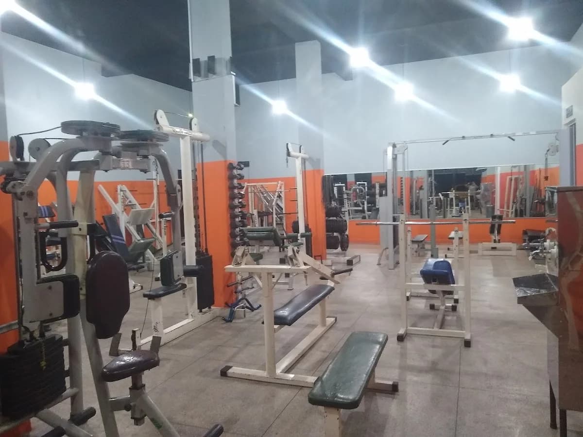 Academia Baronesa Fitness