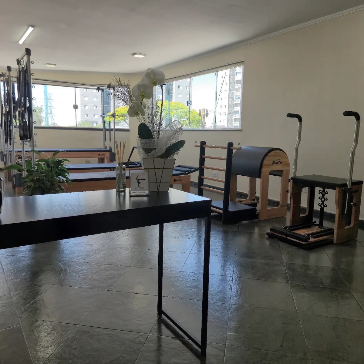 MOOVI STUDIO DE PILATES