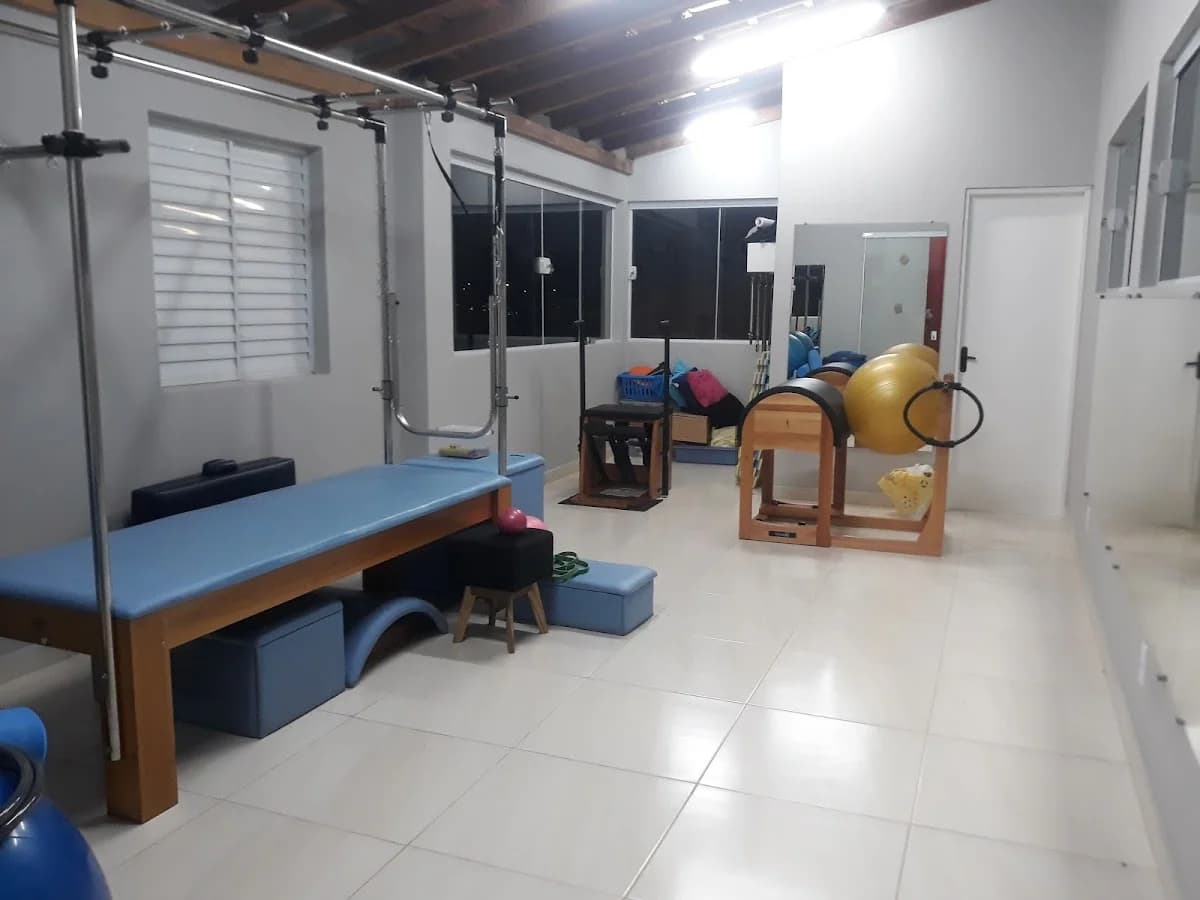 Lílian Maria Fisio e Pilates