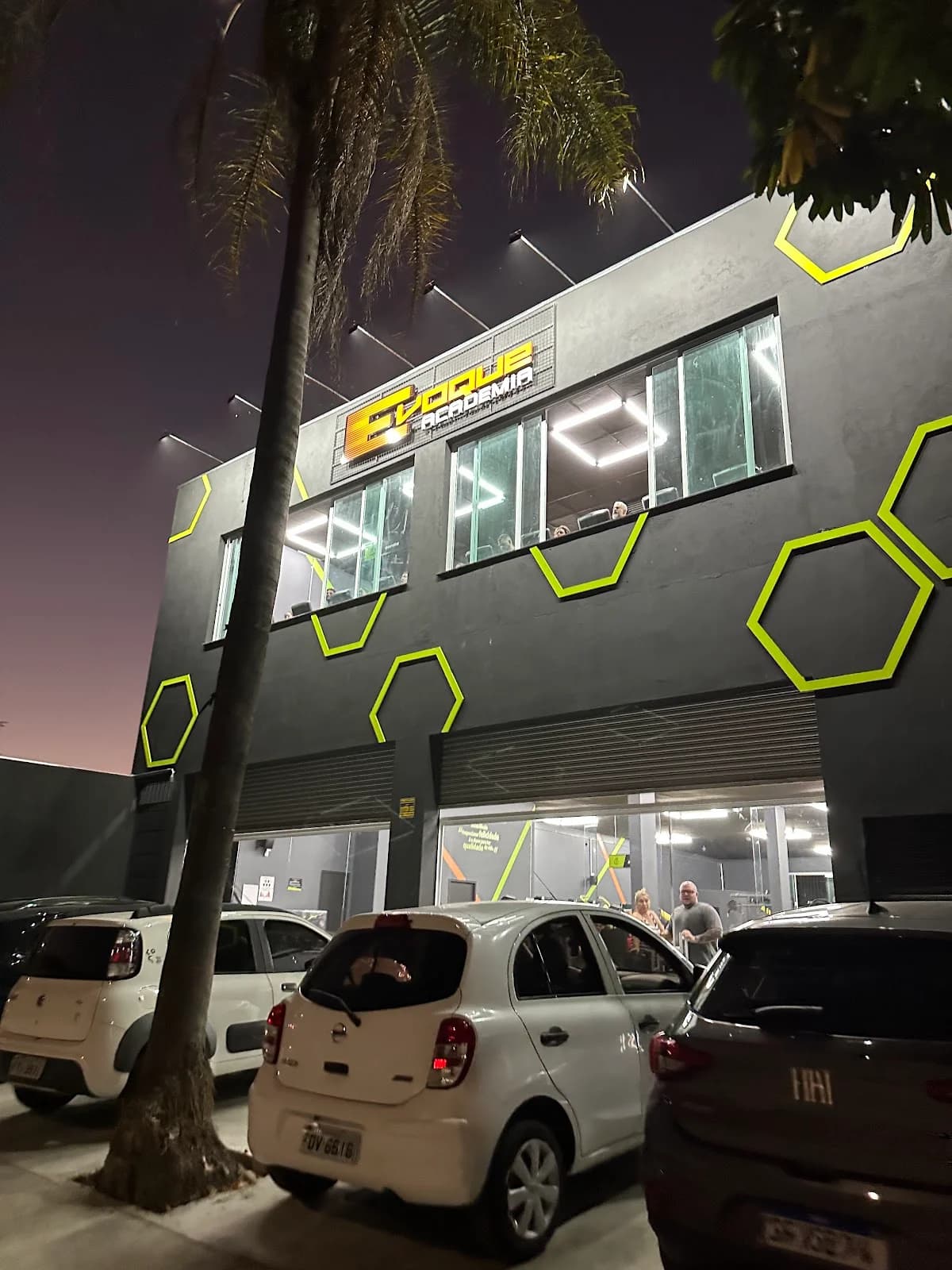 Evoque Academia Bom Clima