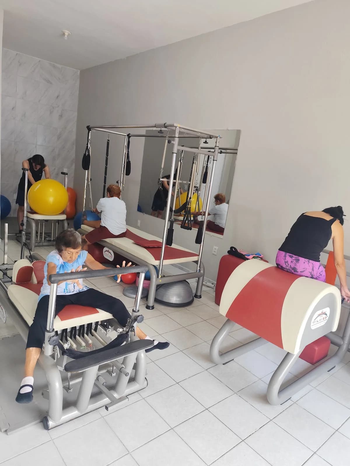 Estúdio de Pilates e Fisioterapia Wivianne Holanda