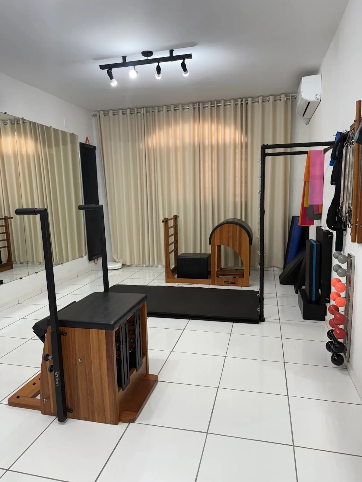 Layna Lopes Studio de Pilates