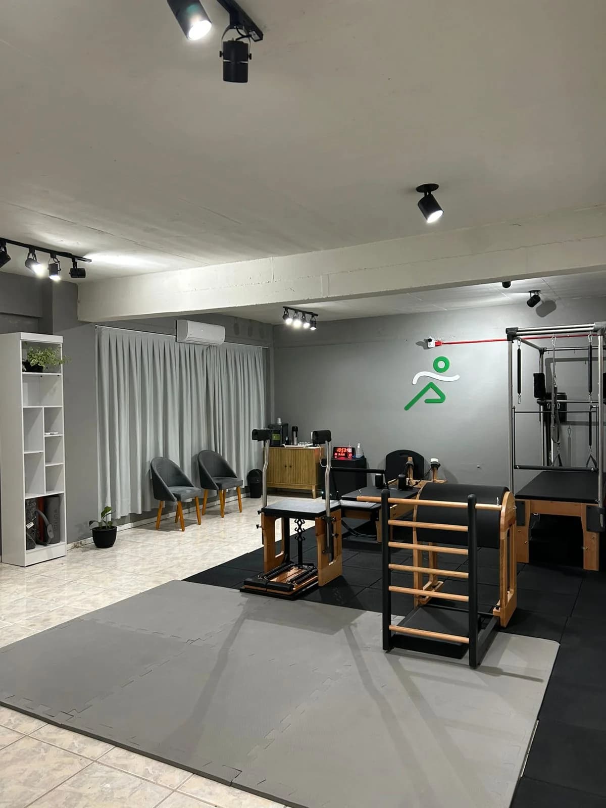 Academia Studio A - Centro de Treinamento Físico e Pilates