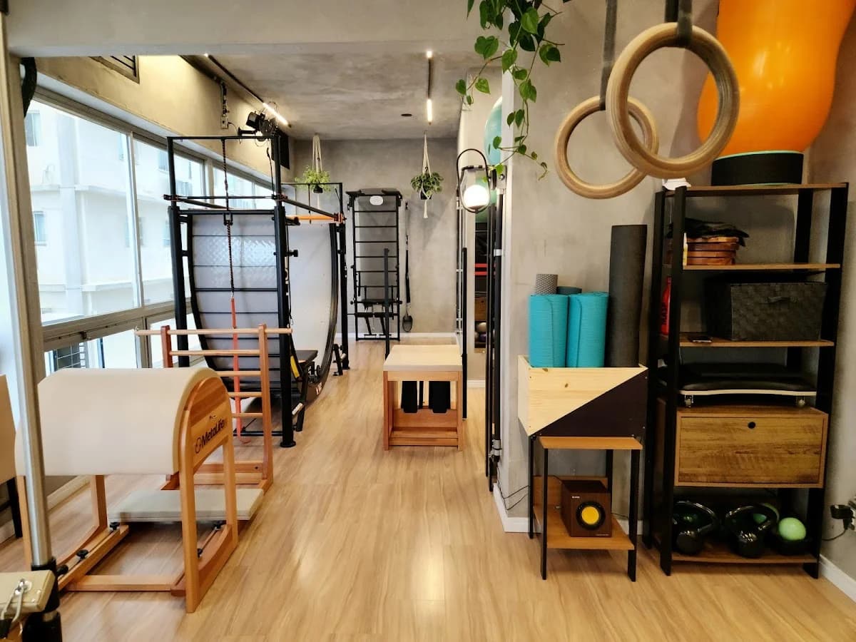 PILATES AMANDA CARVALHO