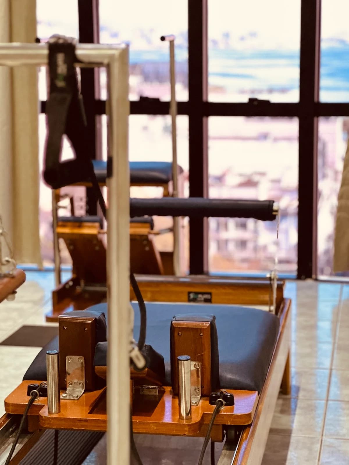 Flávia Marques Pilates | RPG & Fisioterapia