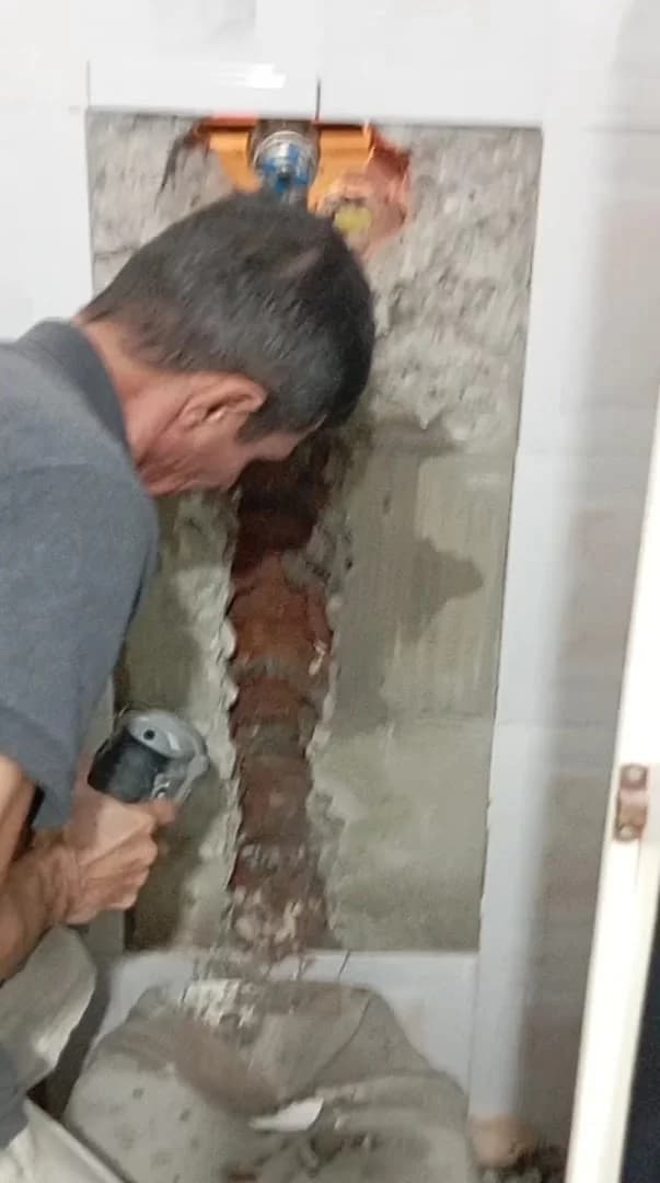 Nitvolts Bombeiro Hidráulico e Desentupidora – foto 2