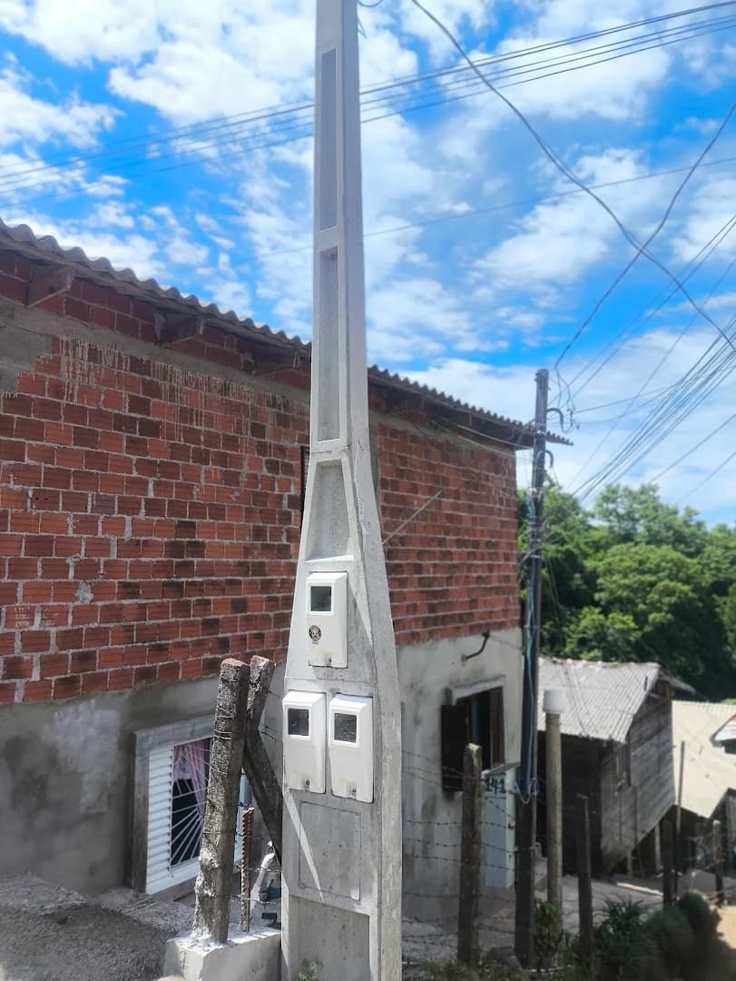 Postes Mendes – Instalações Elétricas e Iluminação em Caxias do Sul – foto 3