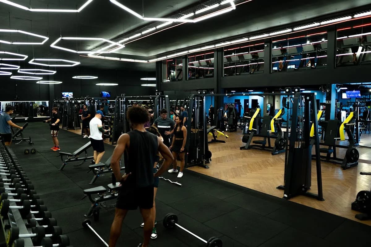 Skyfit Academia - Mansões Santo Antônio – foto 1