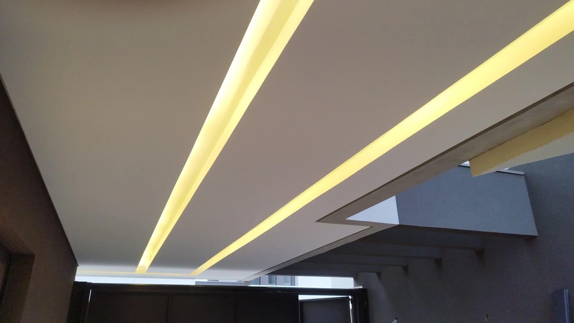 Eletricista 24 horas residencial/predial – foto 1