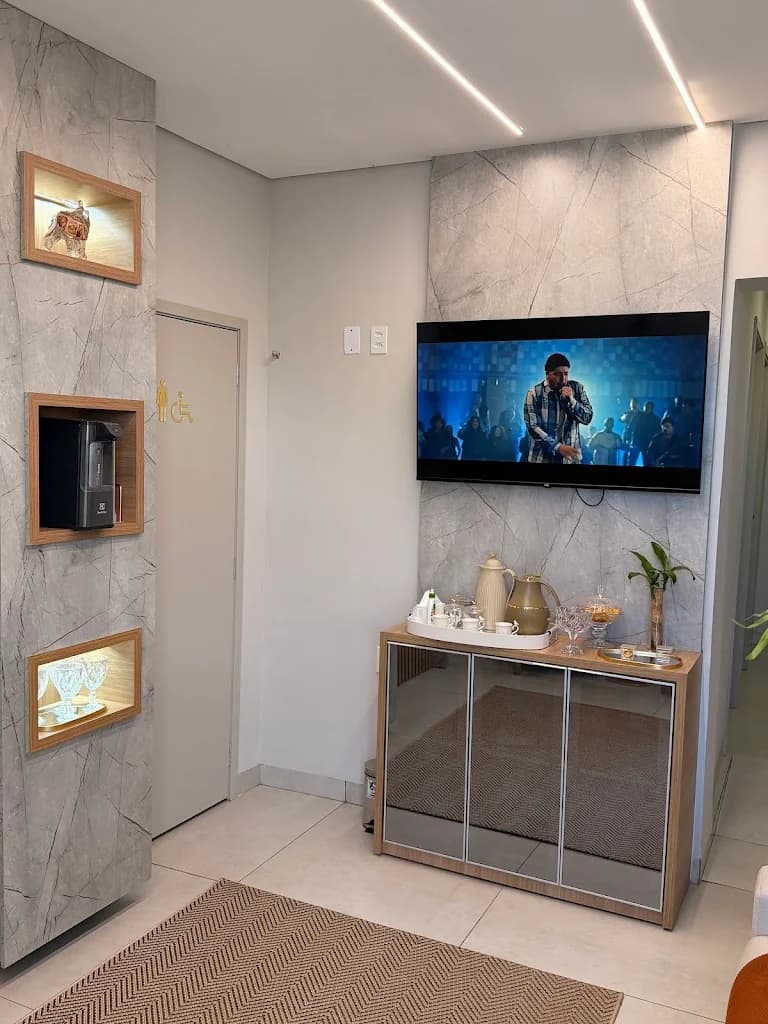 Dra. Mariane Alves | Harmonização Facial & Glúteos – foto 2