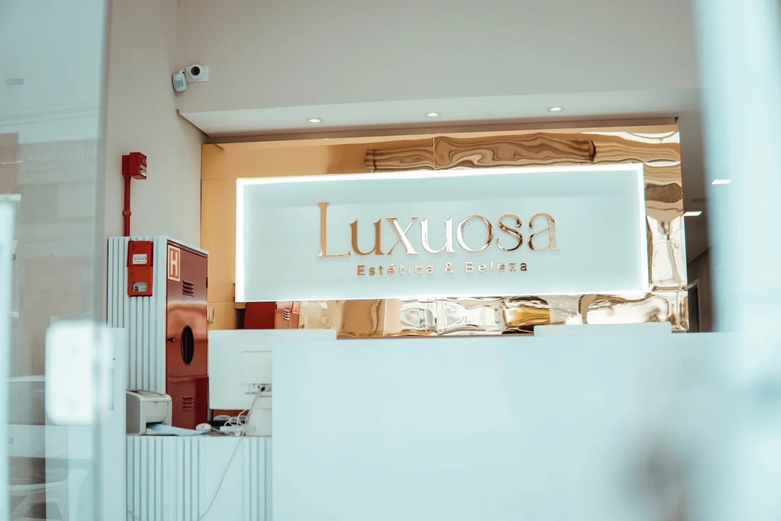 Luxuosa Estética & Beleza - Clinica em Colombo – foto 2
