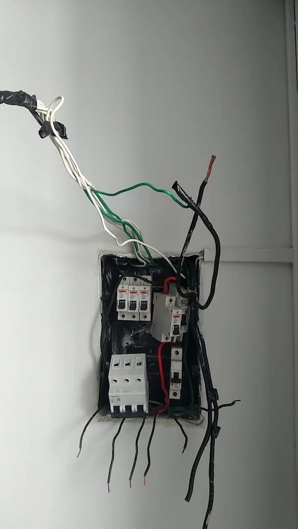 Antônio encanador e eletricista – foto 2