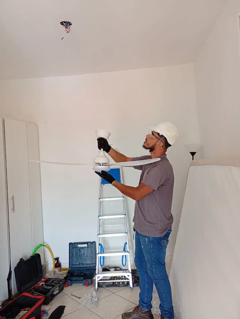 EletroWae | Eletricista 24h | Residencial | Predial | Comercial – foto 3