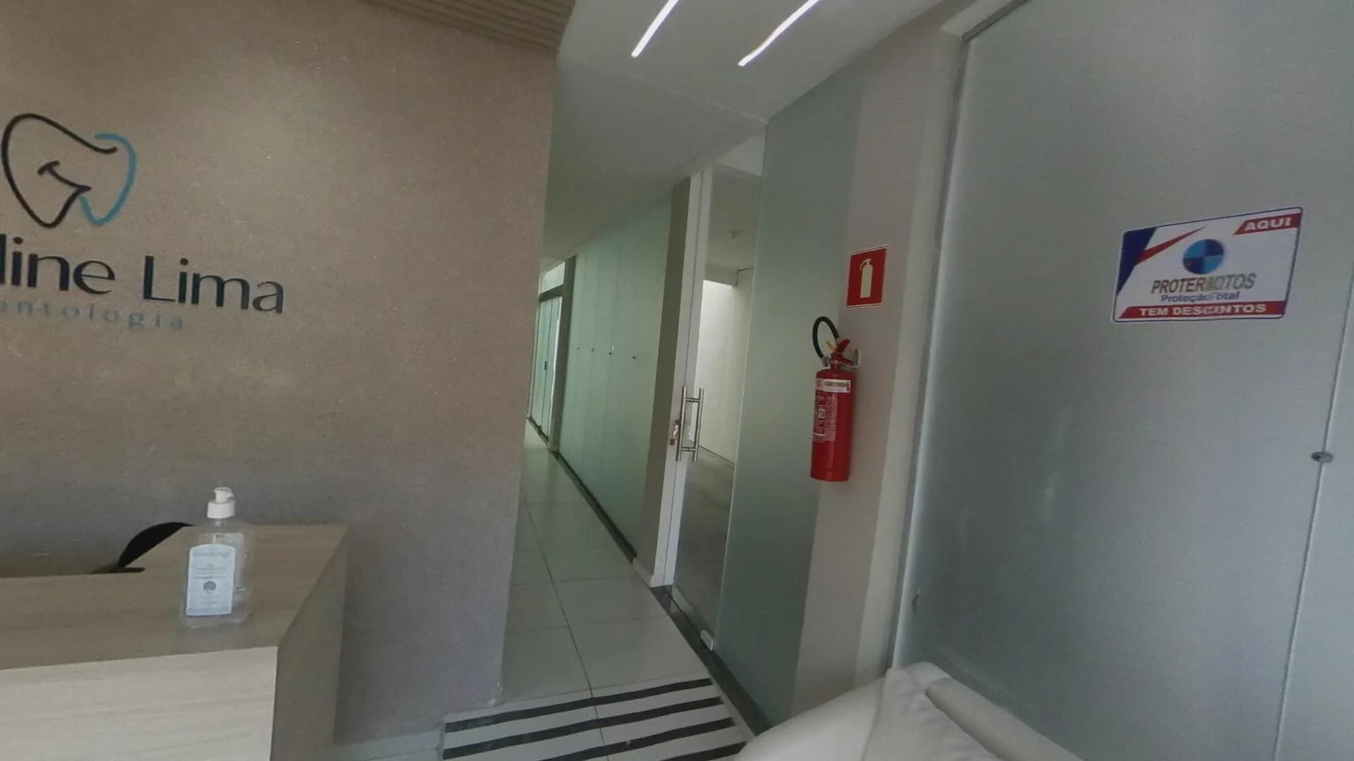 Dra Caroline Lima Odontologia - Dentista em Feira de Santana