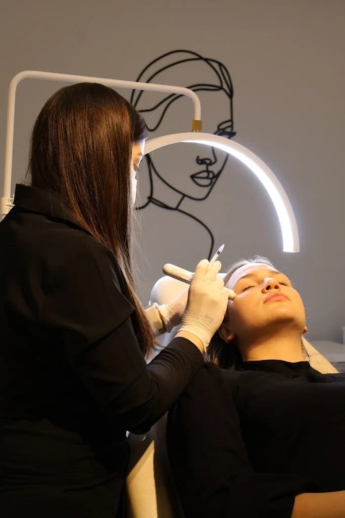 Amanda Specian Harmonização Facial e Injetáveis