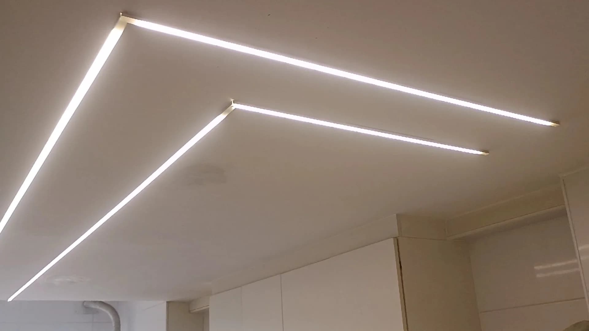 ADILSON SANTOS - ELETRICISTA RESIDENCIAL( zona norte, zona sul, zona oeste)