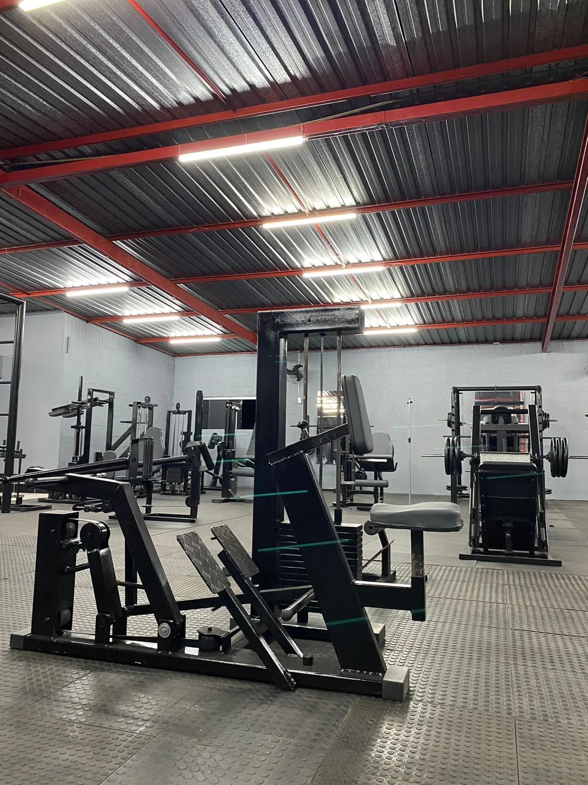 Strong Gym Academia – foto 1