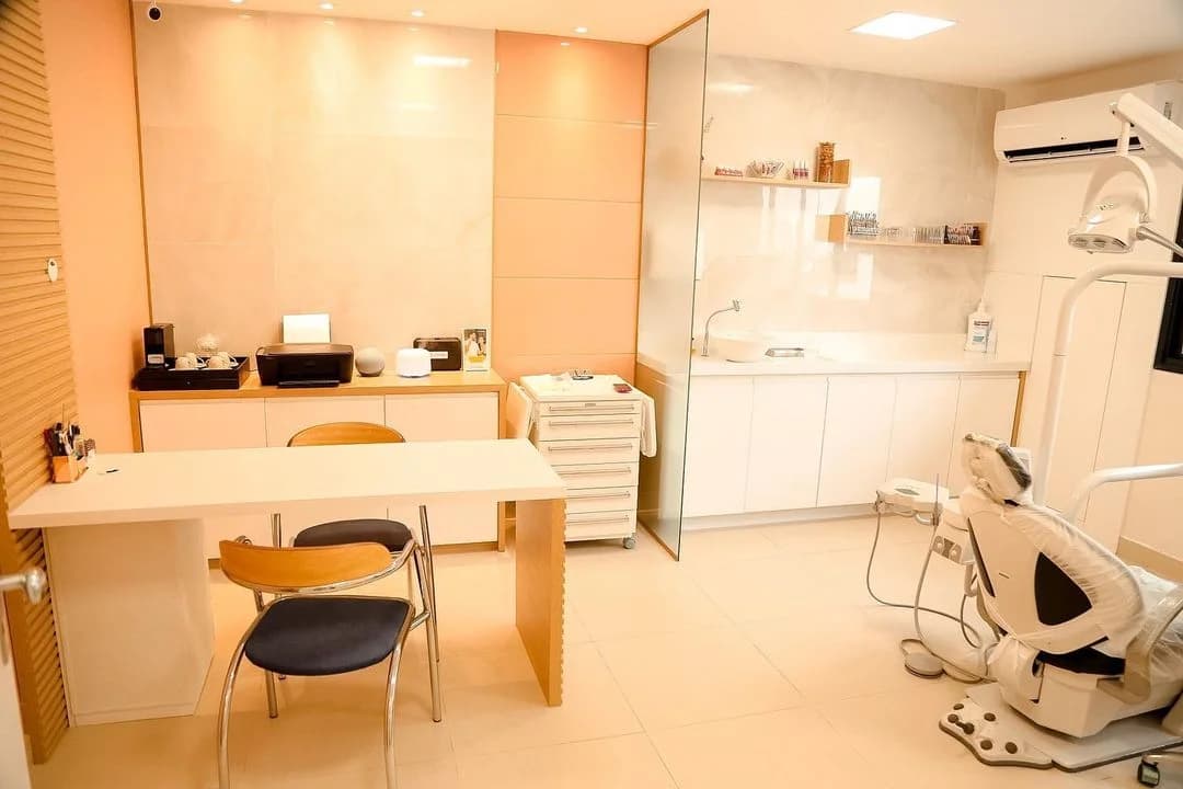 Dra. Lila Bolsanelo - Dentista – foto 2