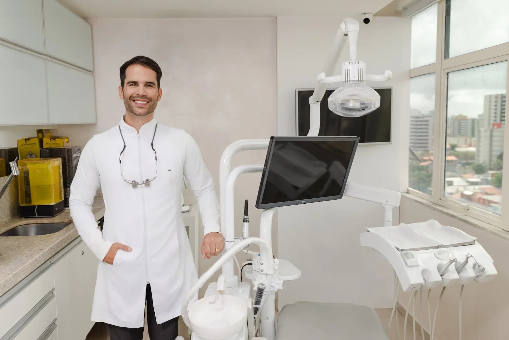 Dr. Daniel Moreira | Dentista em Maceió | Urgência 24h, Facetas, Implantes, Prótese e Clareamento – foto 3