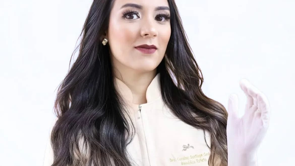 Dra Caroline Santiago Harmonização em Guarulhos-SP | Botox | Preenchimento Labial | Limpeza de Pele | Microagulhamento – foto 1