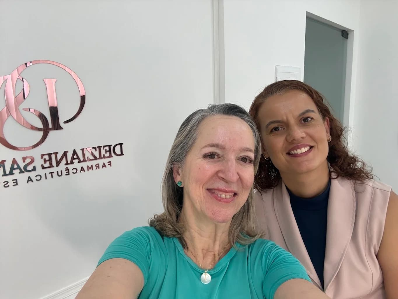 Dra. Deiziane Santos | Estética facial | Limpeza de Pele | Mauá