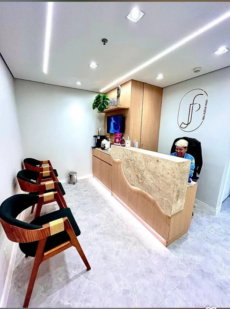 Clínica Estética Dra. Flávia Pina na Mooca, Bioestimulador Colágeno, Perfiloplastia, Botox, Harmonização Facial, Criolipólise