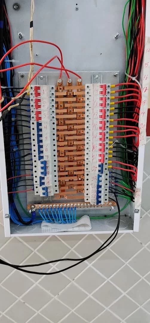 Rosenildo Eletricista residêncial comercial – foto 3
