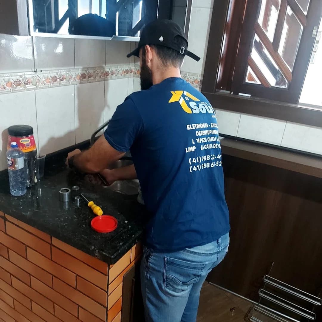 Souza Manutenção - Eletricista e Encanador Curitiba – foto 2