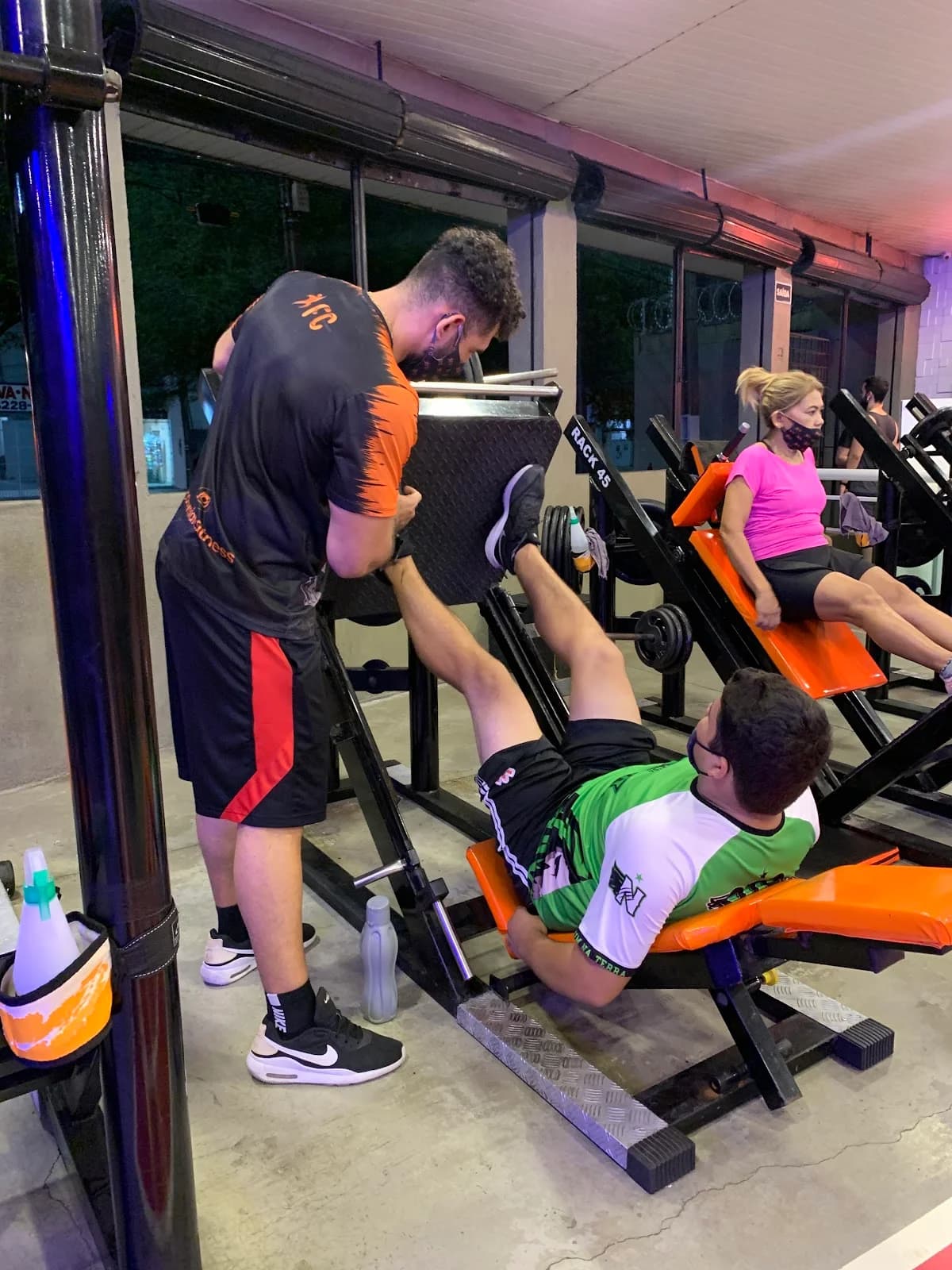 ACADEMIA FC FITNESS – foto 3