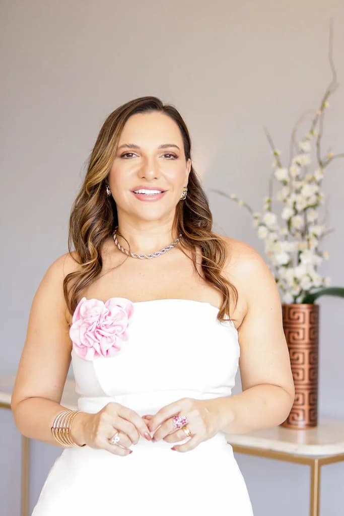 Drª Clara Aguiar - Harmonização Facial