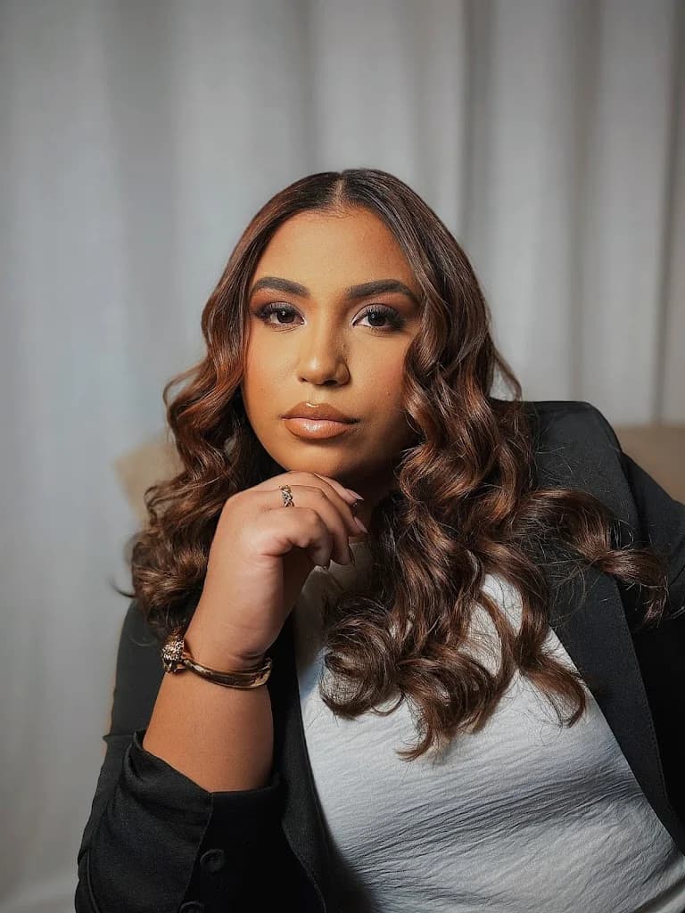 Fabiane Oliveira- Estética facial e corporal – foto 1