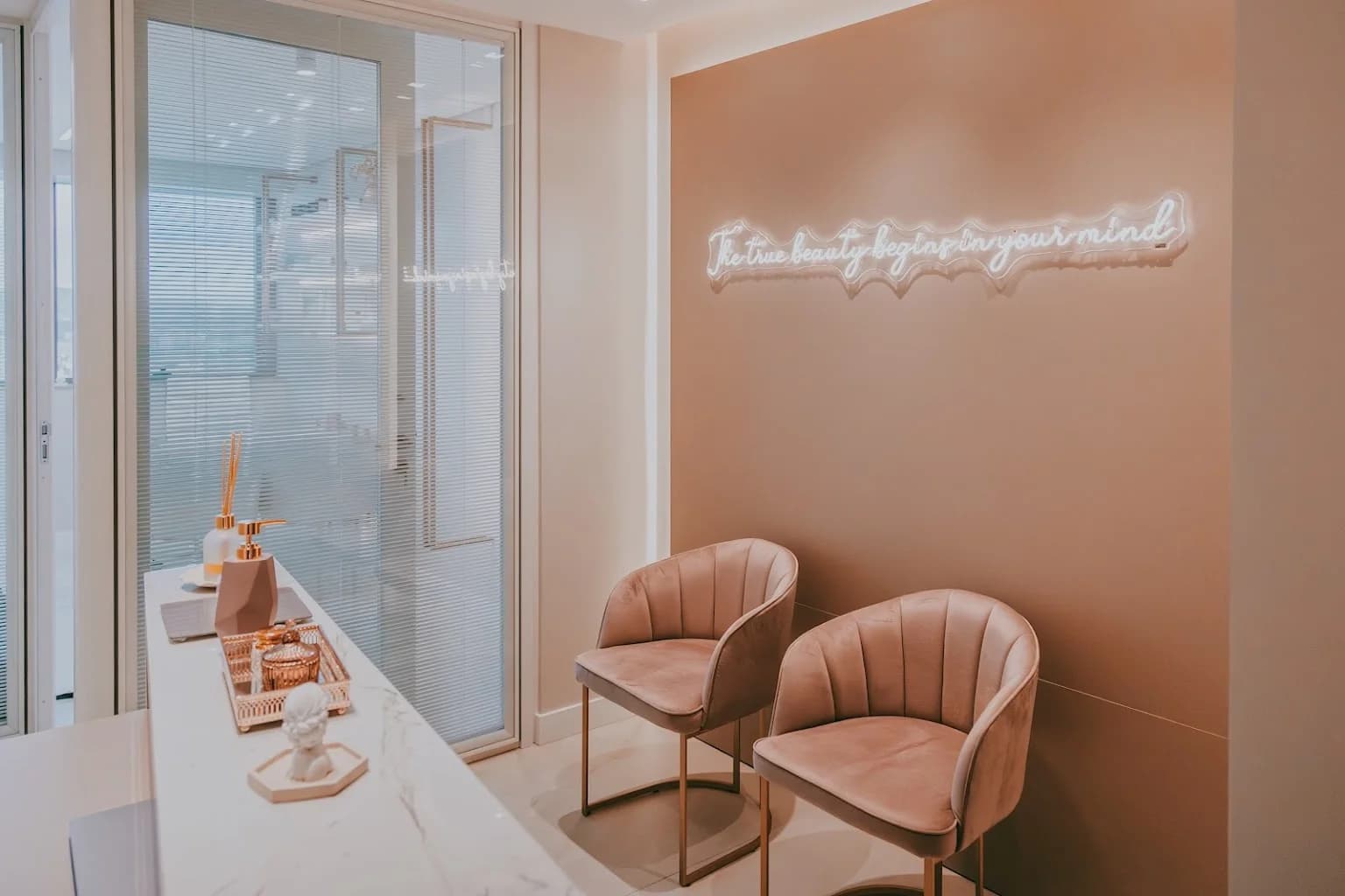 Harmonização Facial | Preenchimento Labial | Botox - Dra. Luisa Giacomini em Porto Alegre – foto 2