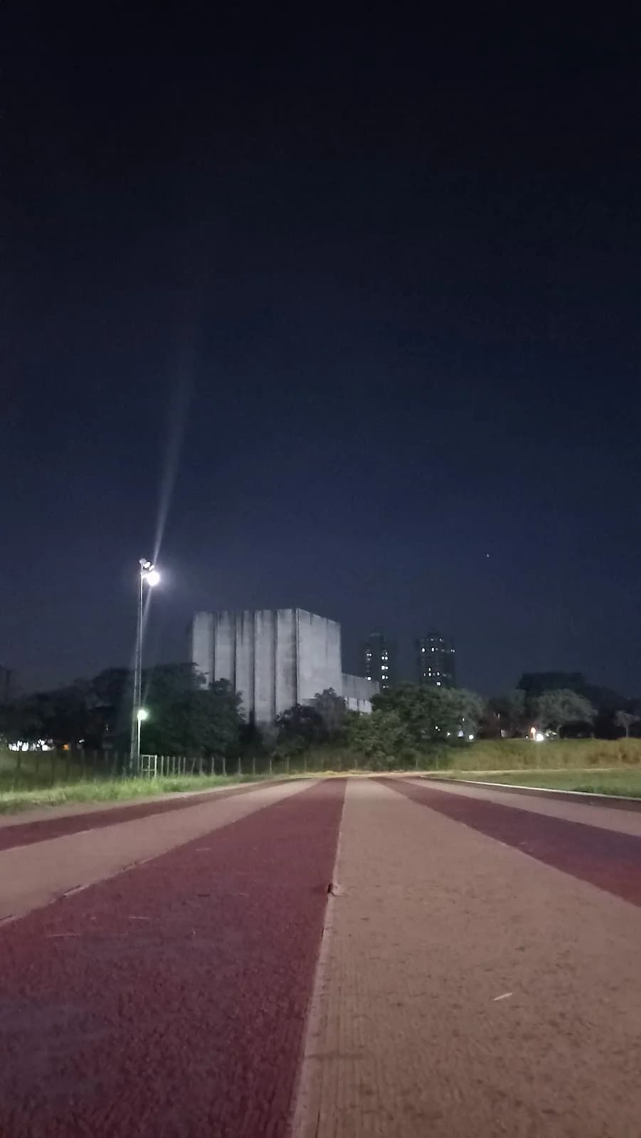 Pista de Atletismo UEM – foto 2