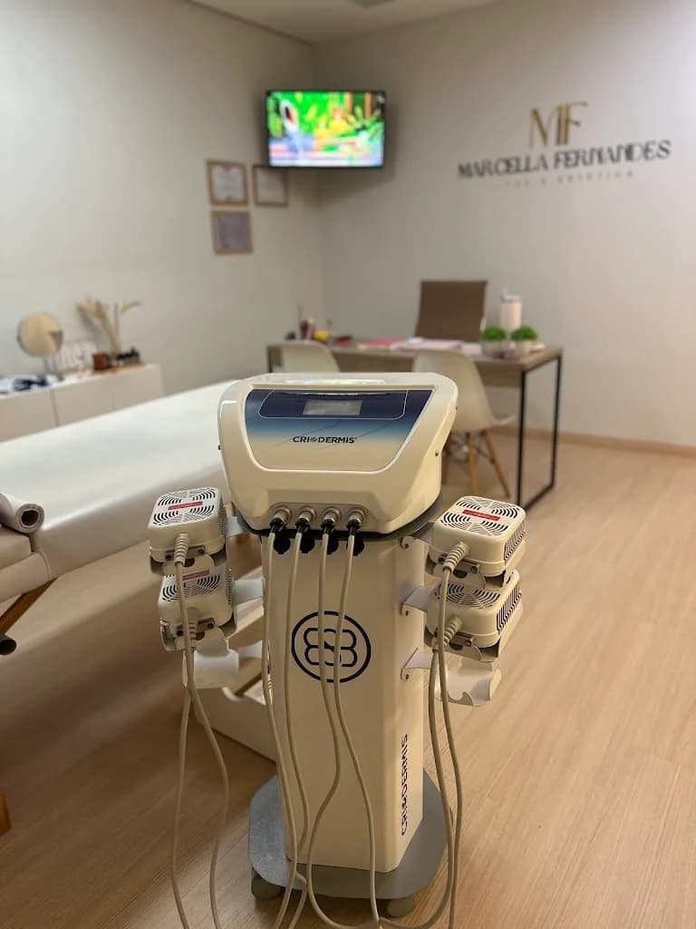 Estetica BH Marcella Fernandes - Limpeza de Pele - Drenagem Linfática - Massagem Relaxante - Pampulha – foto 3