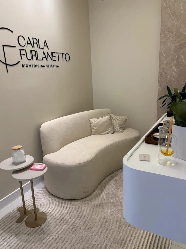 Dra. Carla Furlanetto - Harmonização Facial | Passo Fundo