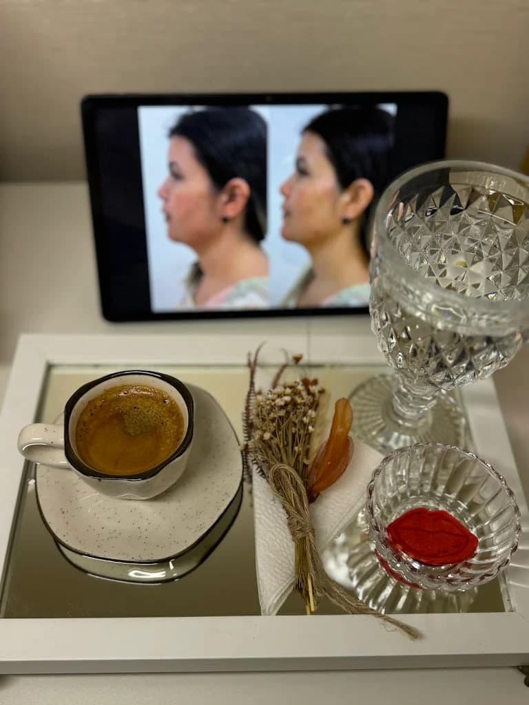 Clinica D+CLIN - Dra Daniele Santos - Harmonização Facial