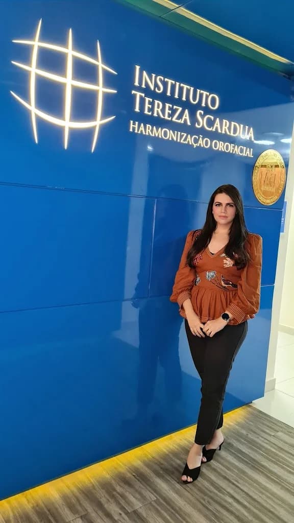 Dra Danielly Rodrigues Odontologia e Harmonização Facial – foto 3