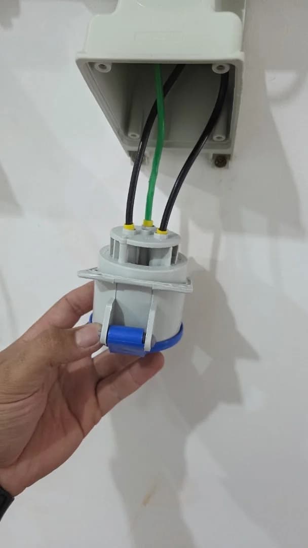RR SOLUÇÕES ELÉTRICAS SA