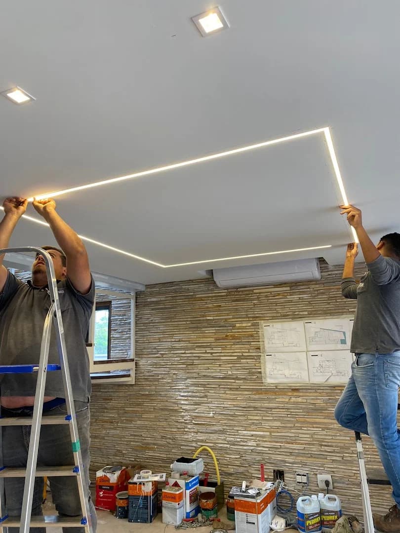 Eletricista em Ribeirão Preto - Luminária, Manutenção, Automação, Energia Solar – foto 1