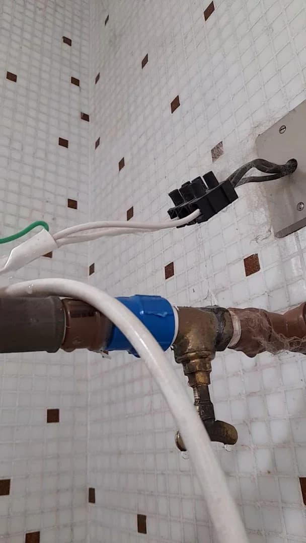 Cj Bombeiro hidráulico atendimento 24hrs – foto 2