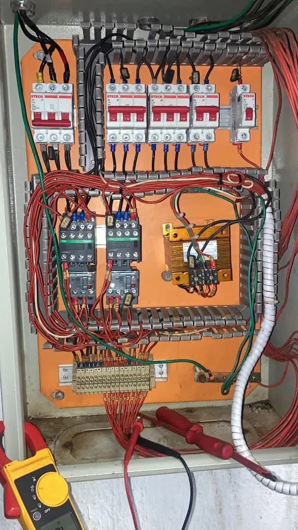 Gui Soluções Elétricas - Eletricista - Nova Iguaçu- RJ